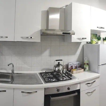 Apartment & Breakfast La Madonnina 013136-cni-00001 Lurago D'Erba